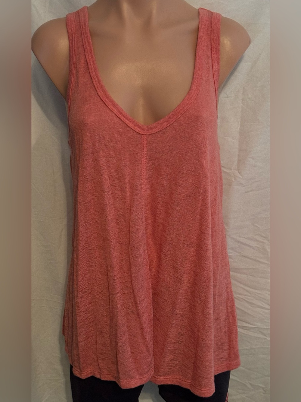 Women’s Coral V-Neck Light Knit Flowy Tank Top